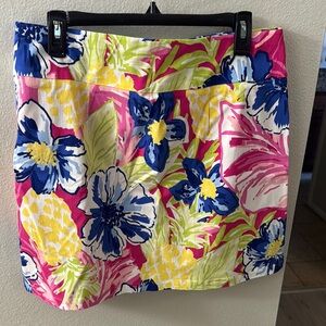 Nine West Yellow Green Ruffled Tank Top and colorful skort.